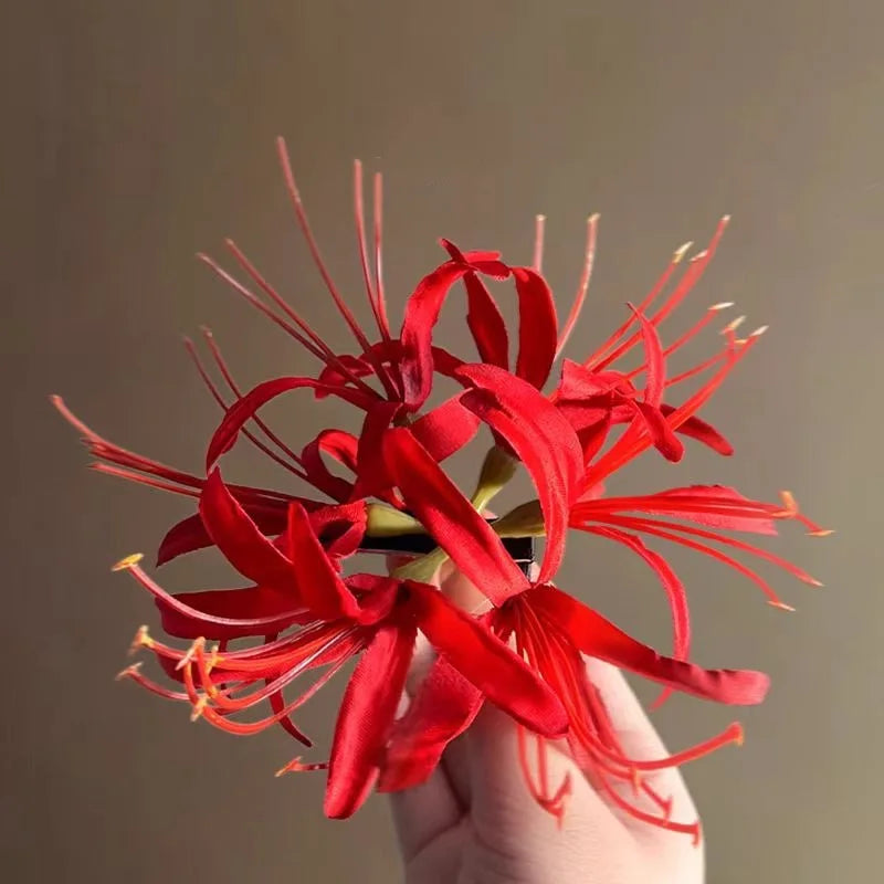 Retro Red Spider Lily Tassel Hair Clip Fabric Flower Hairpin Bride Hairwear Countryside Style Hair Accessories