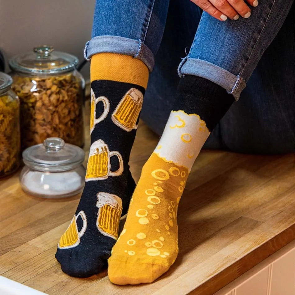 Funny men's and women's socks, cartoons, animals, fruits, beer, patterns, jacquard socks, hip hop skateboard socks