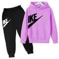 The Latest Autumn and Winter Clothing for Boys and Girls Aged 3 to 13,including Two Sets of Sportswear, Casual Trousers and Caps