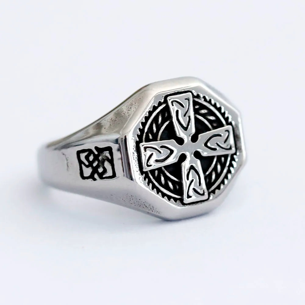 2023 New Creative Design Viking Valknut Celtic Odin Cross Ring Triangularn God Pattern Jewelry free shipping