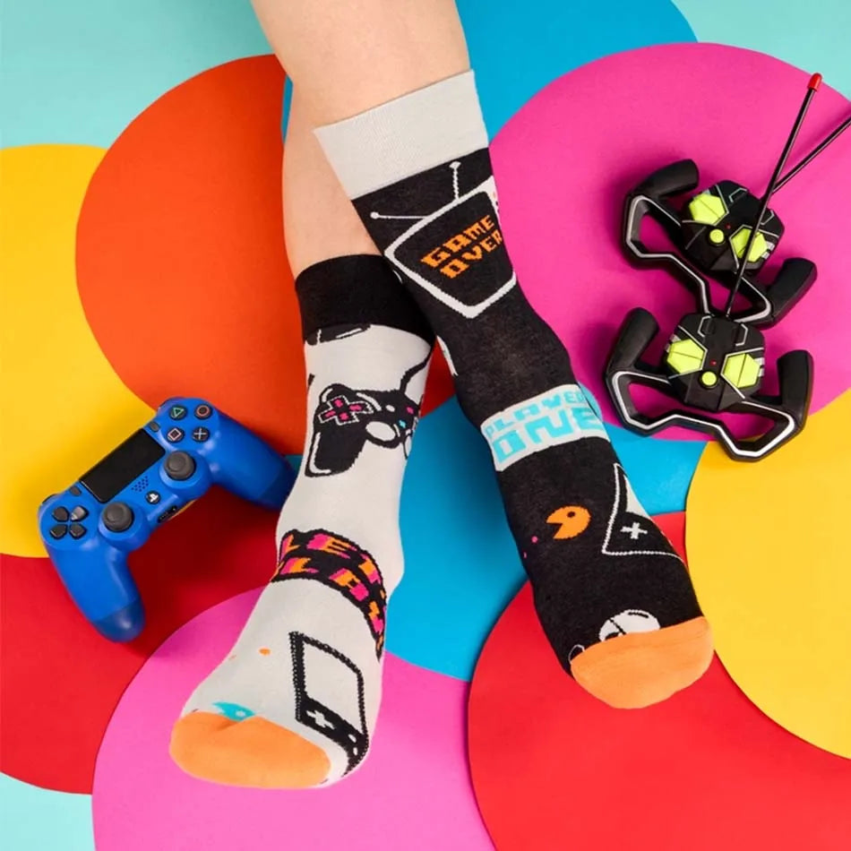 Funny men's and women's socks, cartoons, animals, fruits, beer, patterns, jacquard socks, hip hop skateboard socks