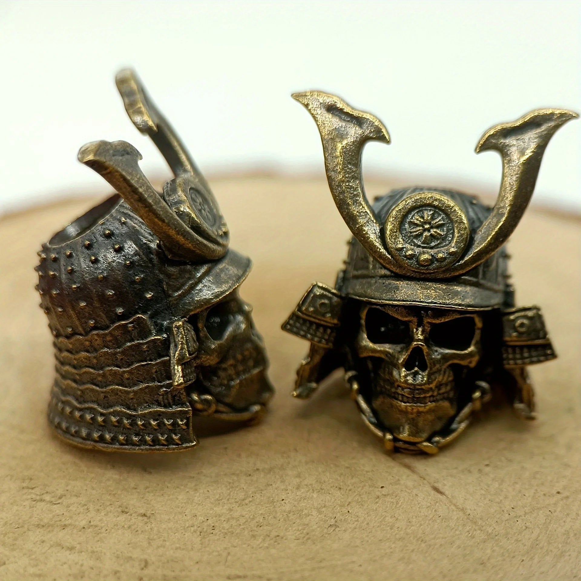 1pc Outdoors Tool Brass Skeleton Helmet Warrior Knife Beads Lanyard Pendant Backpack Bracelet Necklace Keychain DIY Accessories