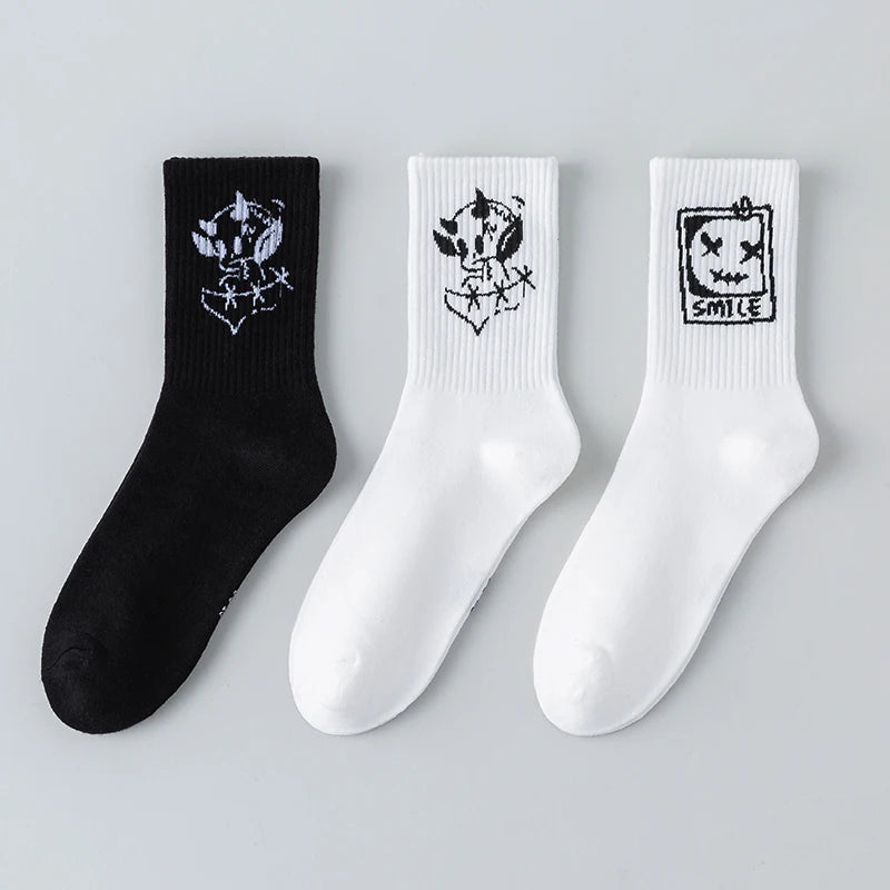 Men's graffiti funny socks, oversized socks, clown spray painted black and white socks