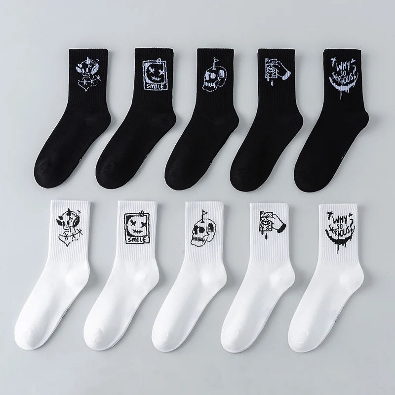 Men's graffiti funny socks, oversized socks, clown spray painted black and white socks